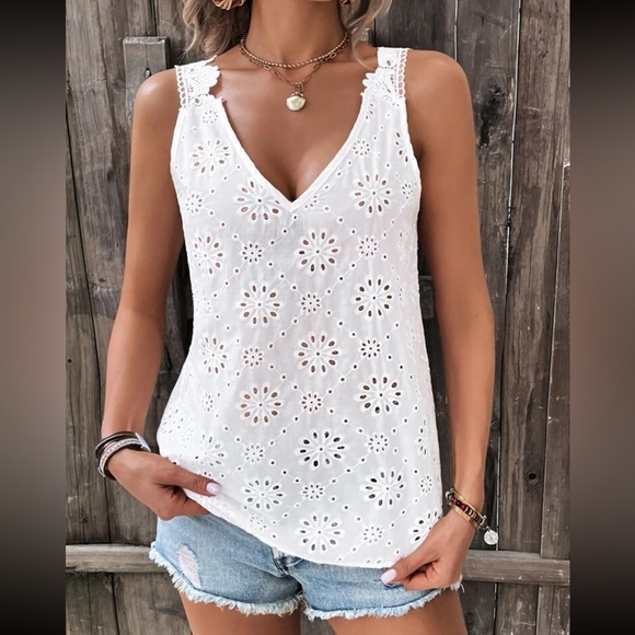 Boho lace open back top - Picture 1 of 16